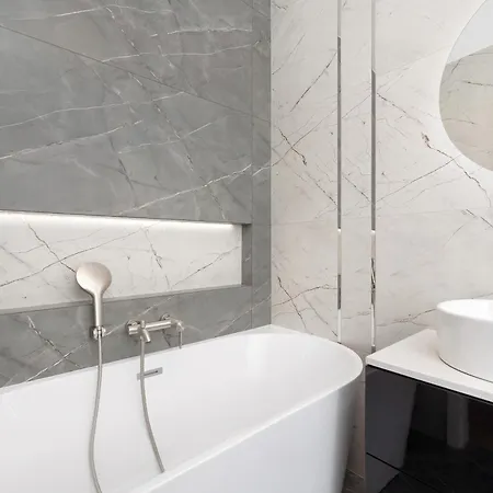 アパート Luxury Sky Jagodno With Jacuzzi Parking & Terrace By Renters Prestige *