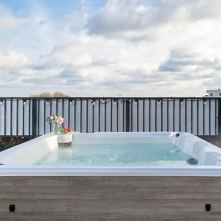 アパート Luxury Sky Jagodno With Jacuzzi Parking & Terrace By Renters Prestige