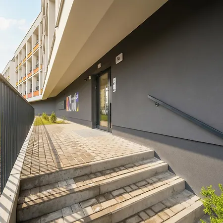 Luxury Sky Jagodno With Jacuzzi Parking & Terrace By Renters Prestige Διαμέρισμα