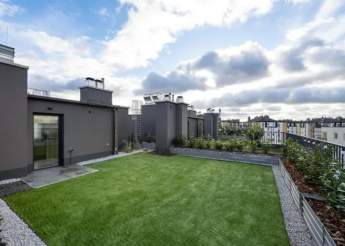 Luxury Sky Jagodno With Jacuzzi Parking & Terrace By Renters Prestige Daire *