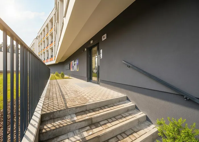 Luxury Sky Jagodno With Jacuzzi Parking & Terrace By Renters Prestige Διαμέρισμα