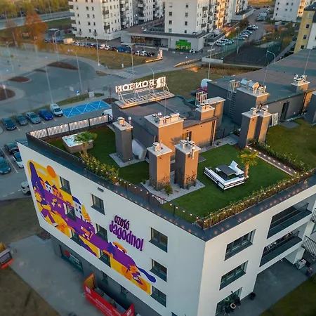 Luxury Sky Jagodno With Jacuzzi Parking & Terrace By Renters Prestige Апартаменты Вроцлав